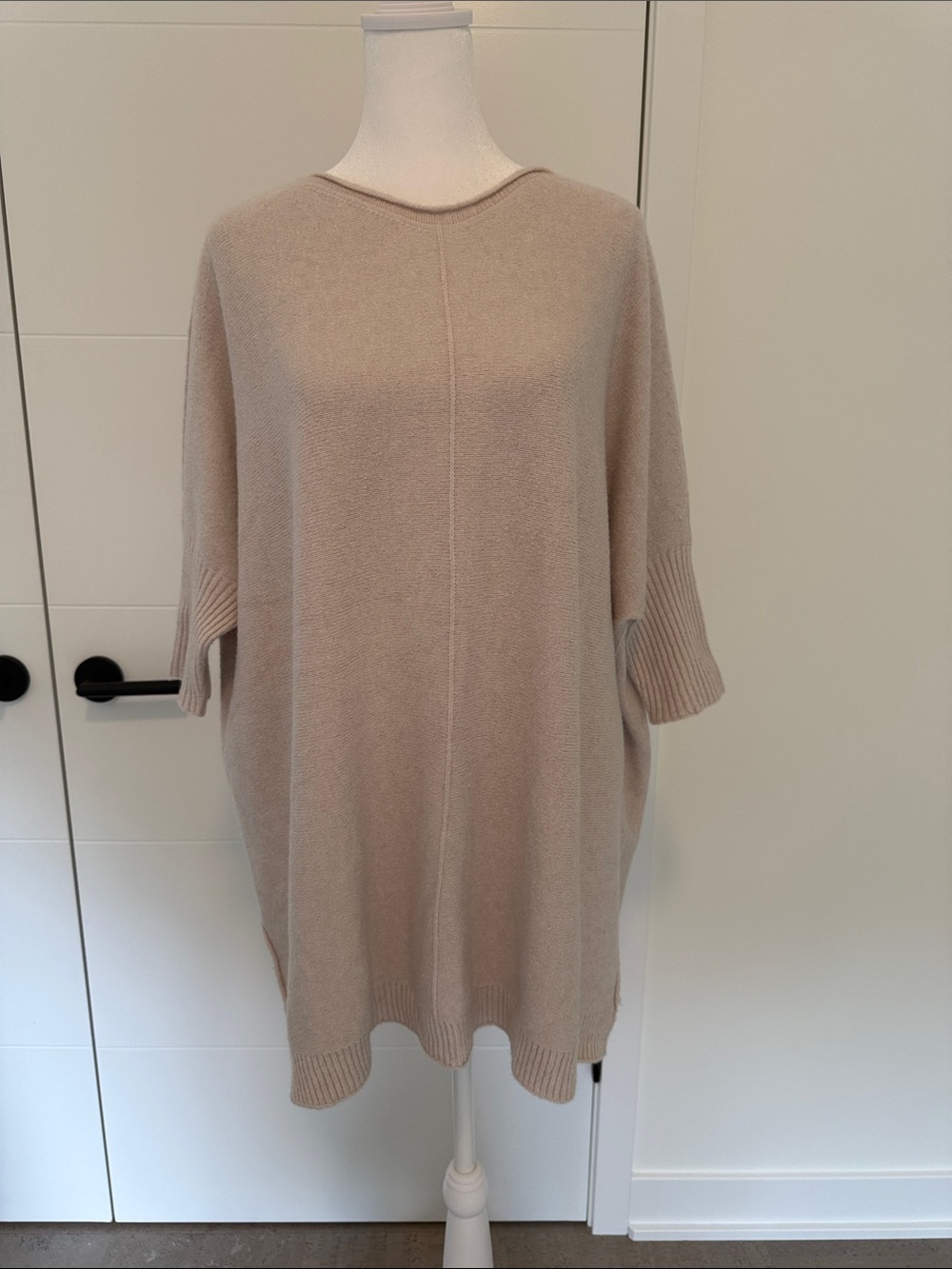 Oversized Scoop-Neck Tunic Sweater in Cream/Beige